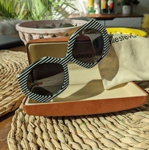 NWT illesteva sunglasses